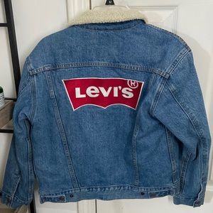 RARE Levis Sherpa jacket